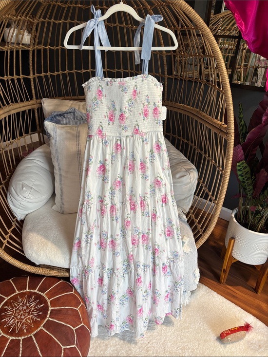 Altar'd State Dresses & Skirts - Altar’d State Gemma White Floral Tie-Shoulder Sundress Large New